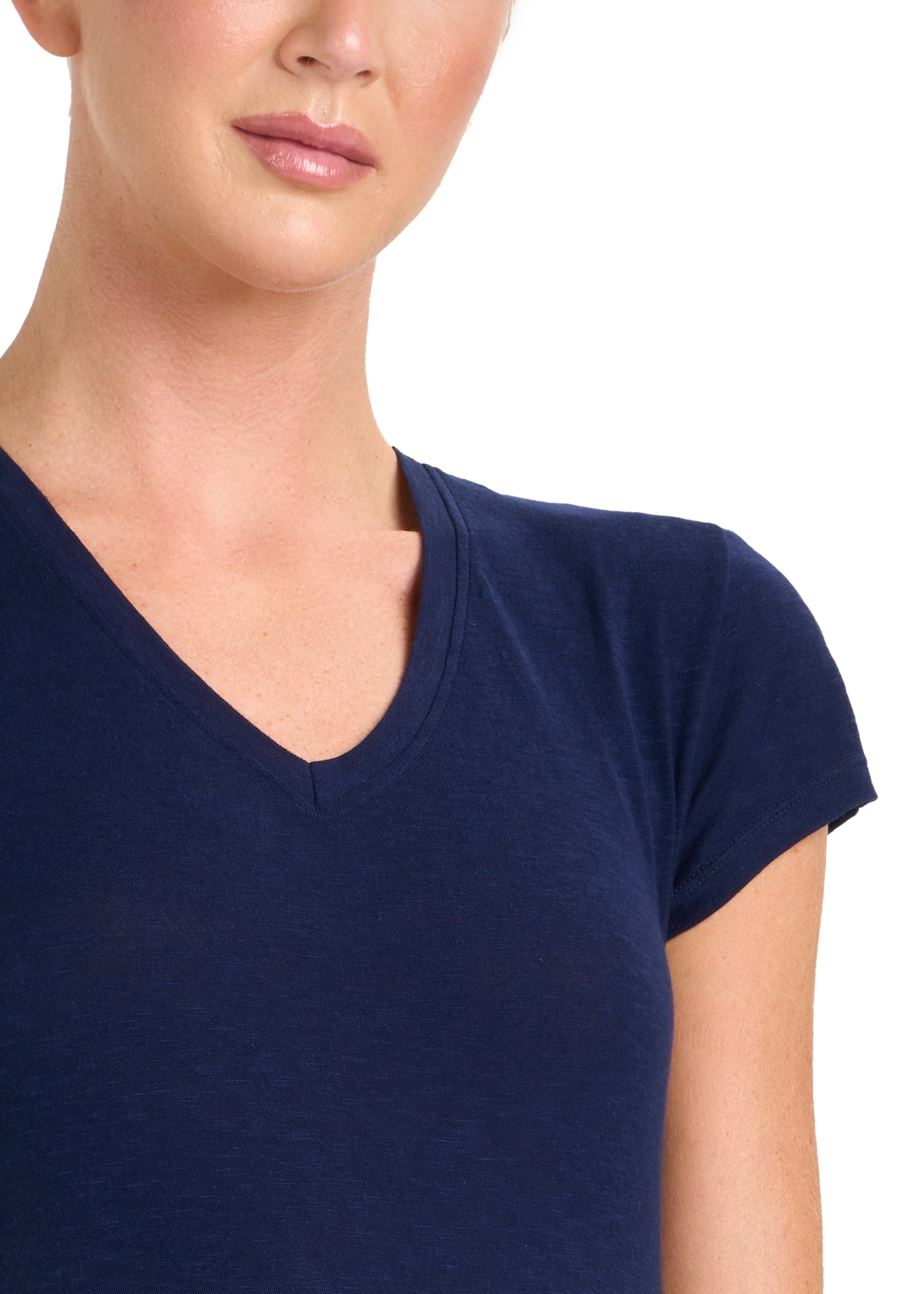 T-SHIRT LEGER CON LINO SCOLLO V