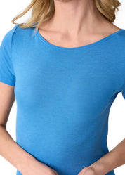 T-SHIRT LEGER CON SETA SCOLLO BARCHETTA