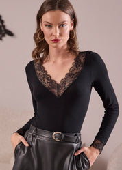 MAGLIA LEGER CON CASHMERE SCOLLO A V  PIZZO