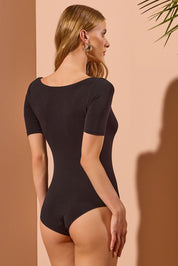 BODY MODAL E SETA MANICA CORTA