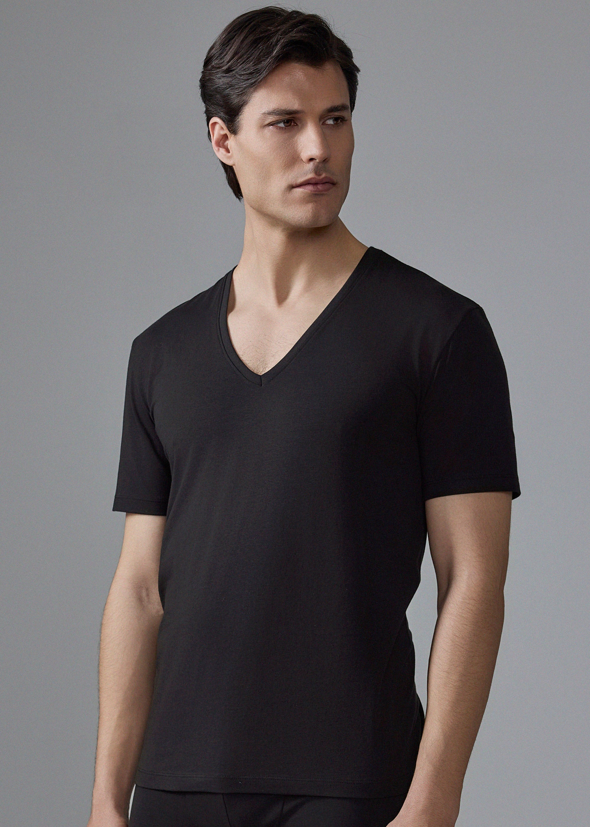 T-SHIRT MAN SCOLLO V ELASTICIZZATO