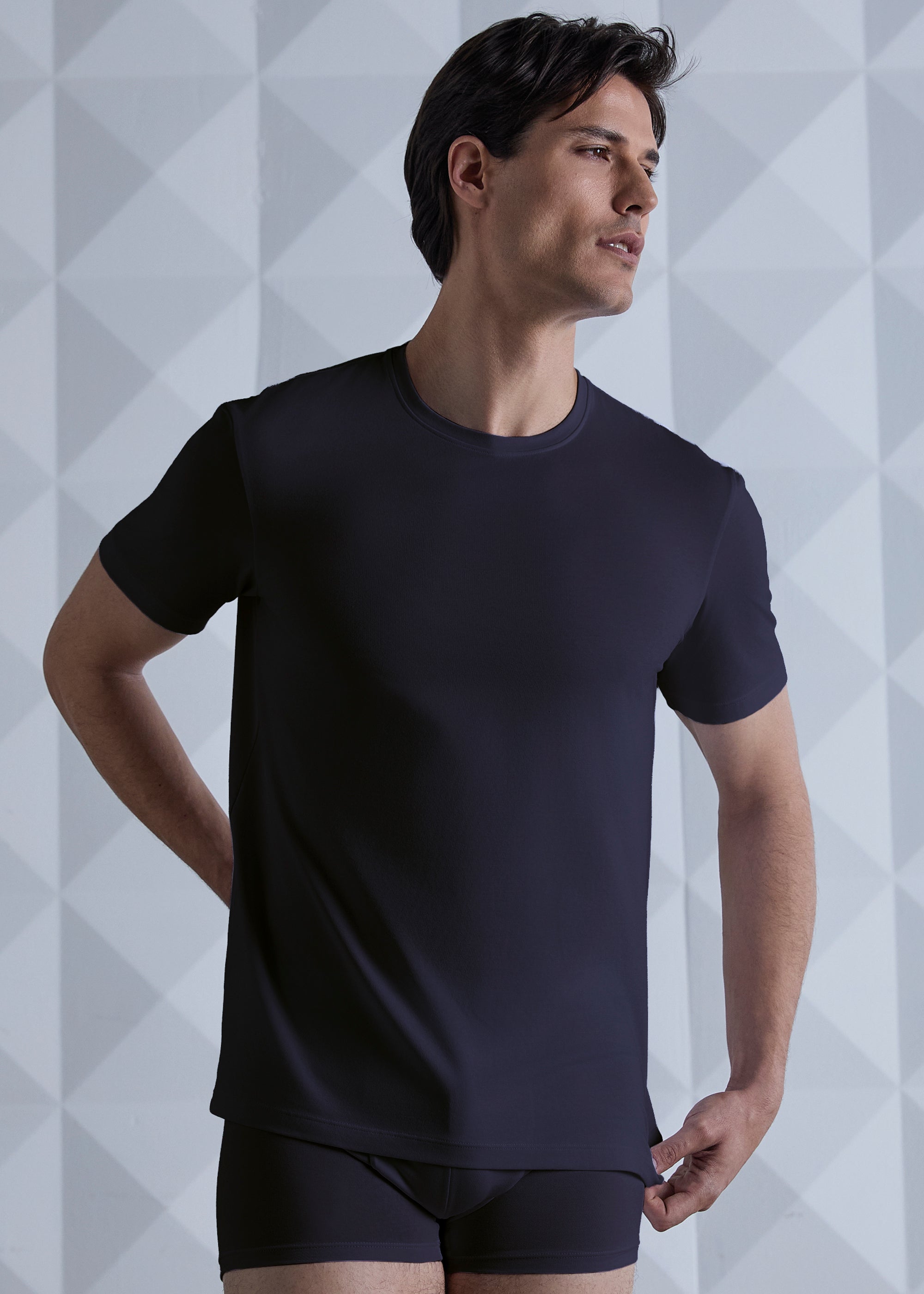 T-SHIRT MAN GIROCOLLO ELASTICIZZATO